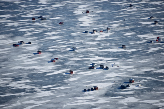 LAHOUDpêche_glace_530